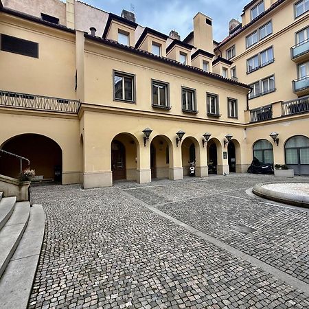 Unique Charles Bridge 2Bdr Apartment. Prag Dış mekan fotoğraf
