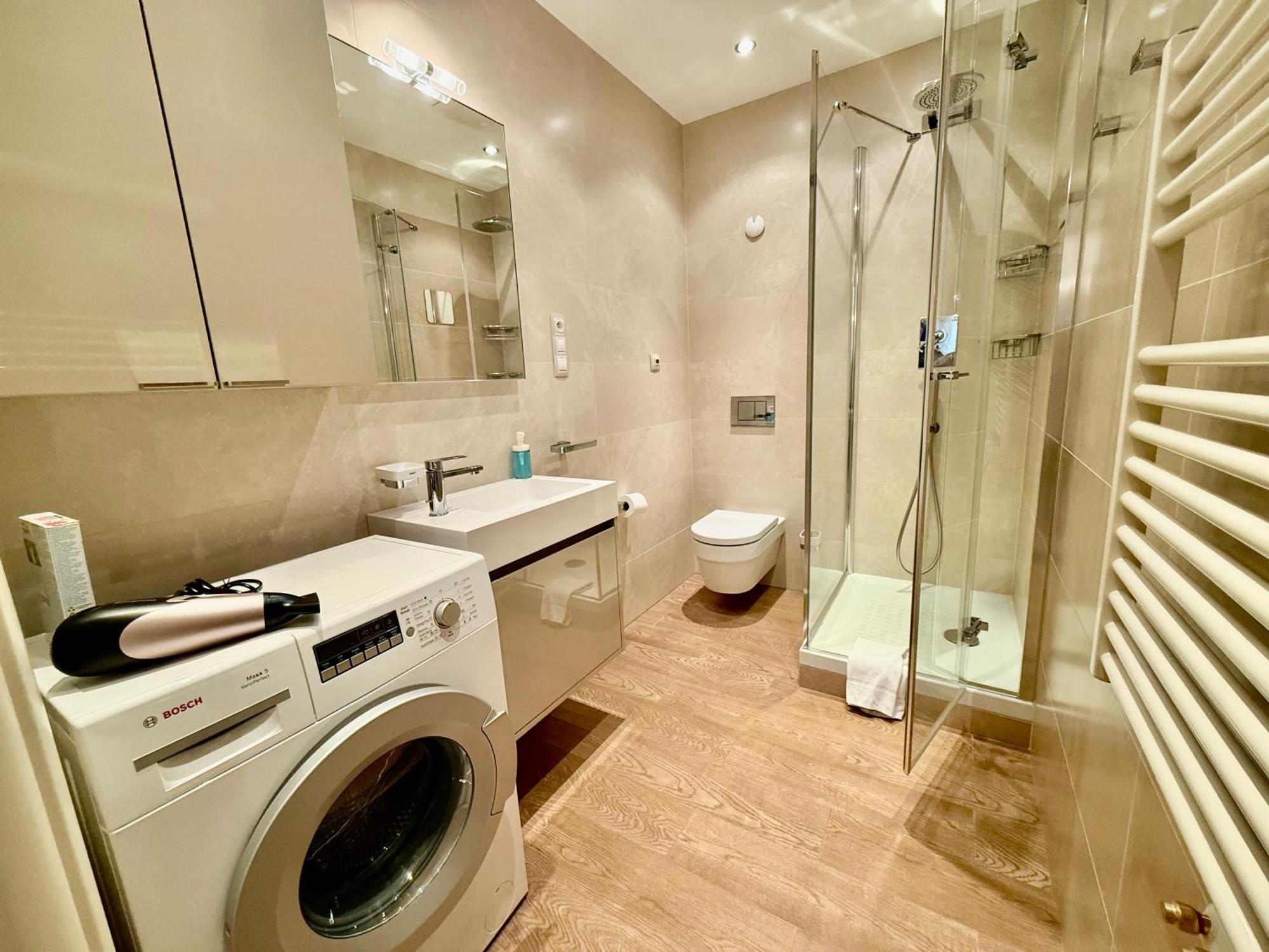Unique Charles Bridge 2Bdr Apartment. Prag Dış mekan fotoğraf