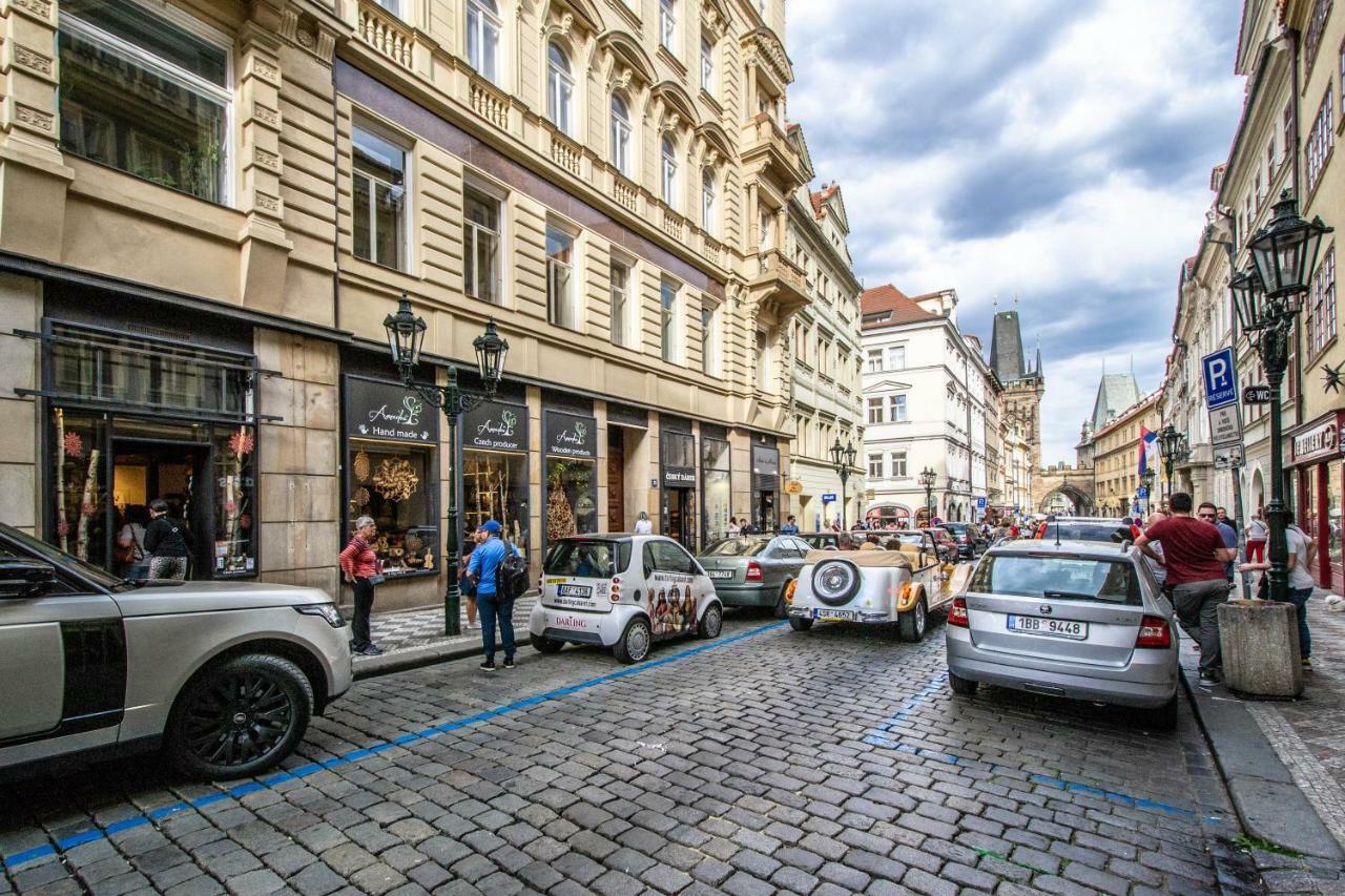 Unique Charles Bridge 2Bdr Apartment. Prag Dış mekan fotoğraf