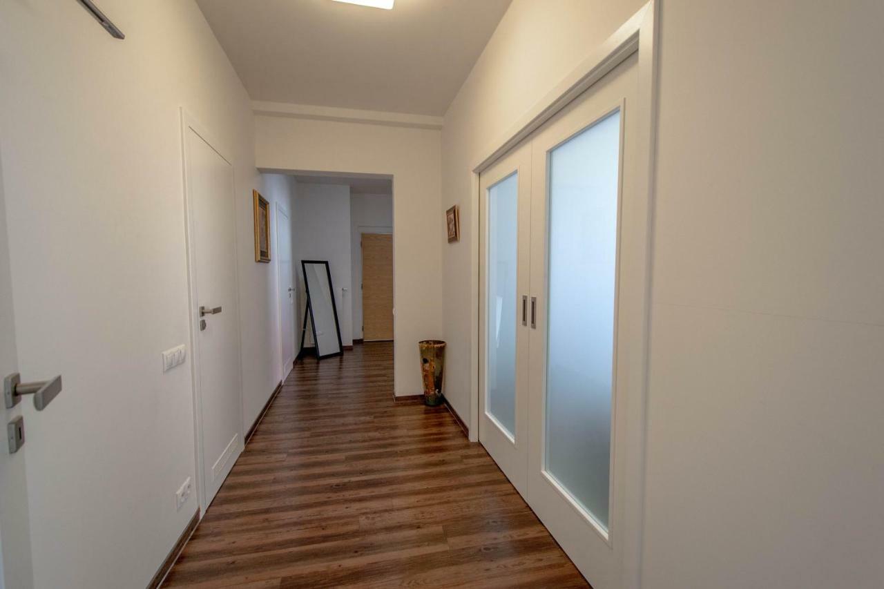 Unique Charles Bridge 2Bdr Apartment. Prag Dış mekan fotoğraf