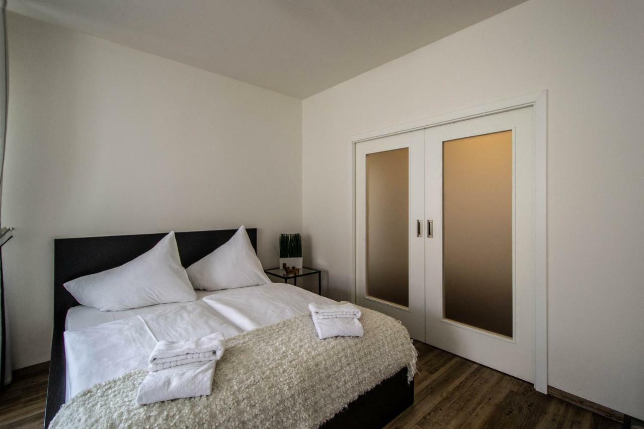 Unique Charles Bridge 2Bdr Apartment. Prag Dış mekan fotoğraf